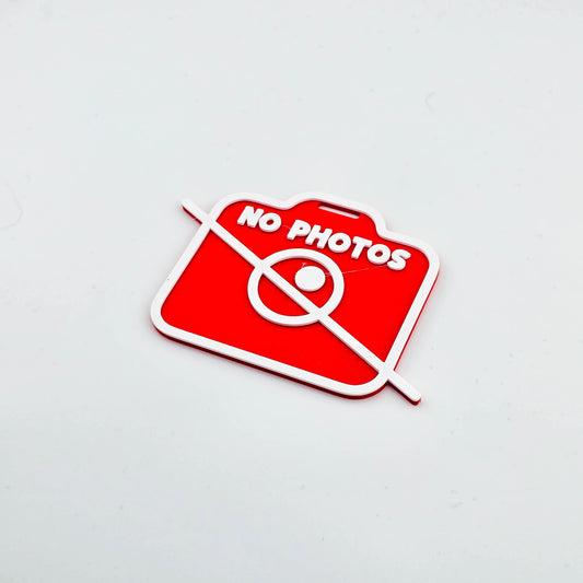 No Photos Badge